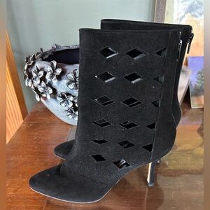 Vintage Manolo Blahnik Cutout Boots  EU 40 New